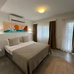 古穆斯卢克酒店 3*