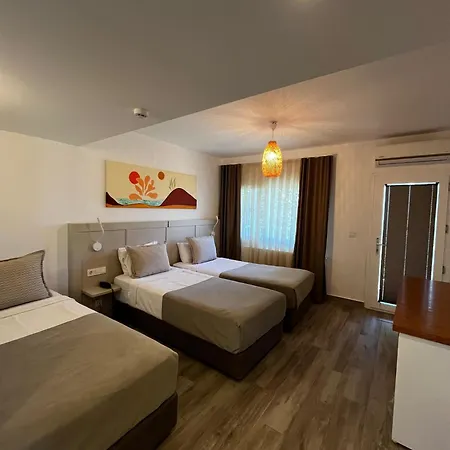 Szálloda Hotel Gumusluk 3*