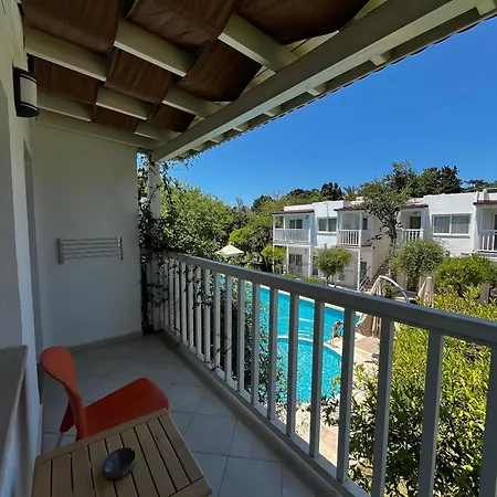 Hotel Gumusluk גומושלוק