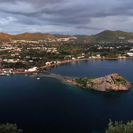 Hotel Gumusluk מלון