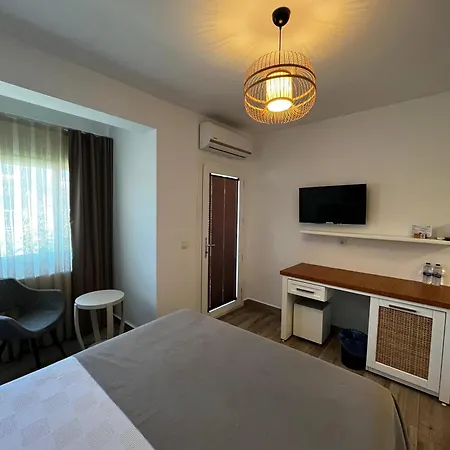 Hotel Gumusluk Hotel 3*