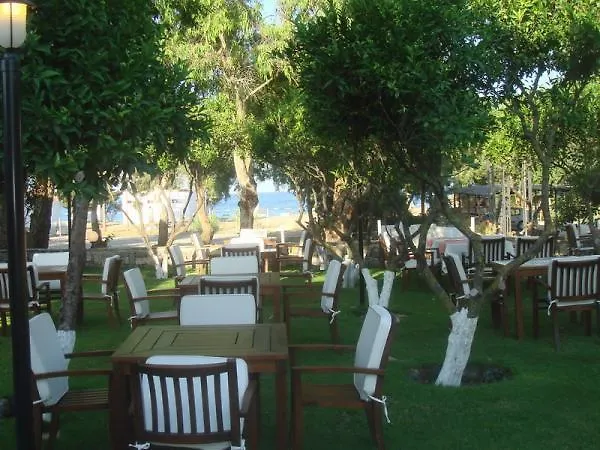 מלון Hotel Gumusluk