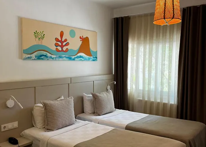 מלון Hotel Gumusluk גומושלוק